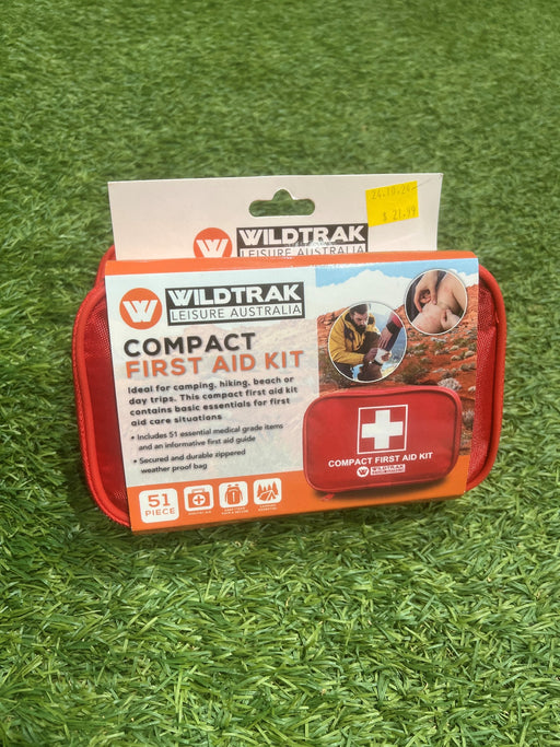 WILDTRAK COMPACT FIRST AID KIT